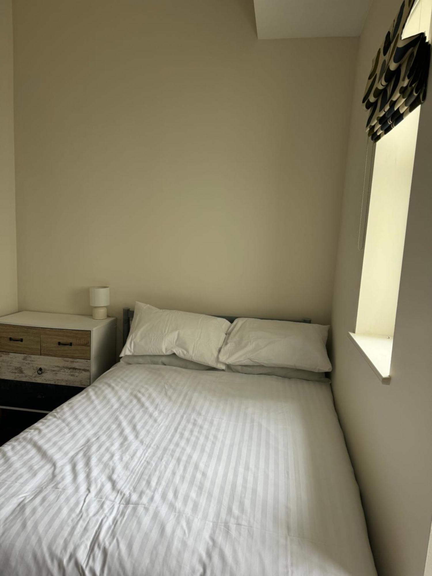Armyn House Apartments, Your Coastal Escape In ファルマス エクステリア 写真