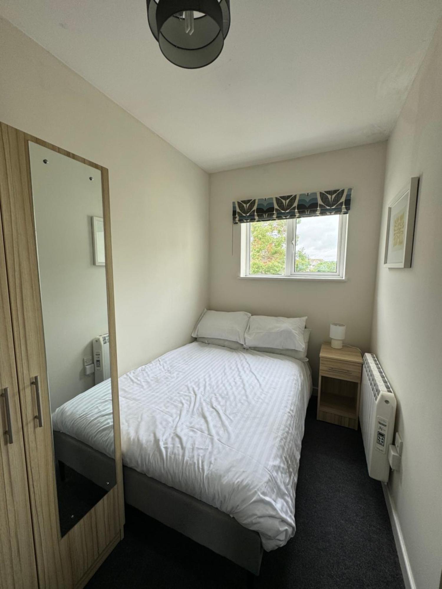 Armyn House Apartments, Your Coastal Escape In ファルマス エクステリア 写真